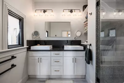 129 W 400 N, Salt Lake City, UT 84103 - Photo 16