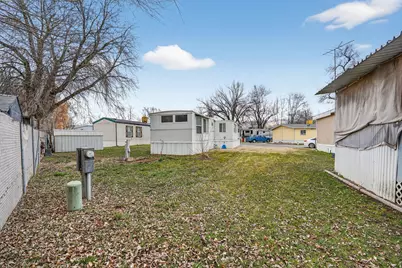 24 Grover St, Layton, UT 84041 - Photo 16