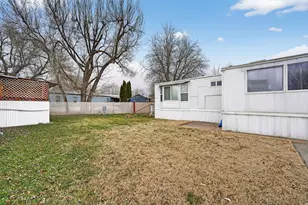 24 Grover St, Layton, UT 84041 - Photo 4