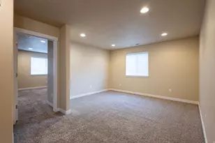 1107 W Coyote Gulch Way, Bluffdale, UT 84065 - Photo 36