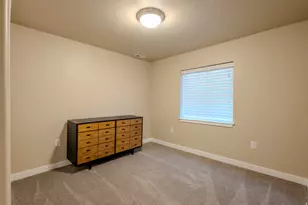 1107 W Coyote Gulch Way, Bluffdale, UT 84065 - Photo 38