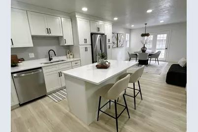 3566 E Wasatch Hills Ln, Salt Lake City, UT 84121 - Photo 8