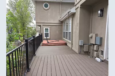 3566 E Wasatch Hills Ln, Salt Lake City, UT 84121 - Photo 36