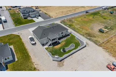 6710 W 10125 N, Tremonton, UT 84337 - Photo 4