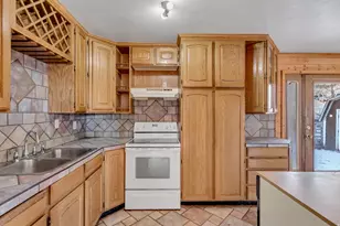 455 S 300 E, Santaquin, UT 84655 - Photo 6