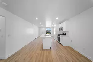 1927 Queens Garden Dr, Washington, UT 84780 - Photo 12