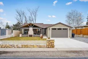 3042 S 2520 E, Millcreek, UT 84109 - Photo 2