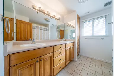 76 W Marquette Dr S, Midvale, UT 84047 - Photo 16