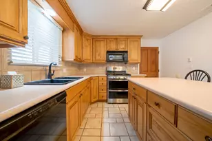 76 W Marquette Dr S, Midvale, UT 84047 - Photo 14