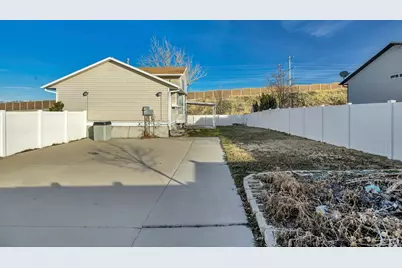 5899 W Cape Cod Dr, West Valley, UT 84128 - Photo 24