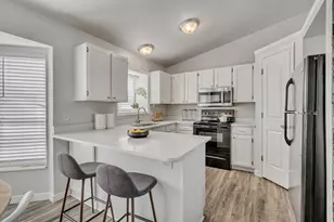 5899 W Cape Cod Dr, West Valley, UT 84128 - Photo 6