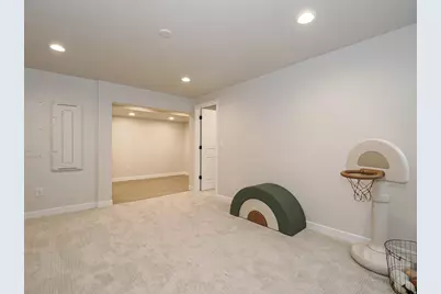 2061 N Chianti St W, Saratoga Springs, UT 84045 - Photo 34