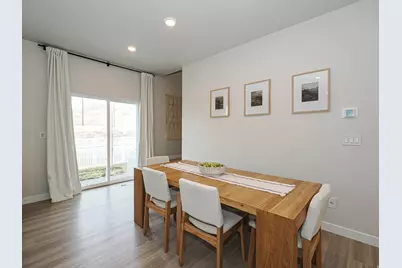 2061 N Chianti St W, Saratoga Springs, UT 84045 - Photo 10