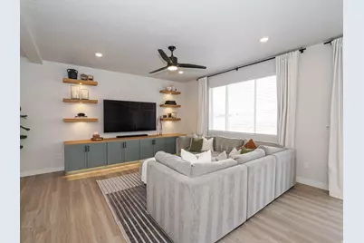 2061 N Chianti St W, Saratoga Springs, UT 84045 - Photo 14