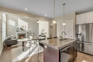 7956 S Farm House Ln, Midvale, UT 84047 - Photo 4