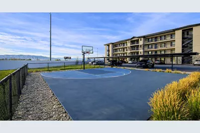 1700 S Sandhill Rd #F401, Orem, UT 84058 - Photo 12