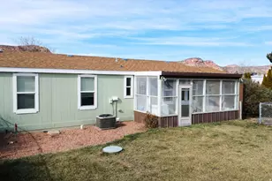 1215 Kane Dr, Kanab, UT 84741 - Photo 20