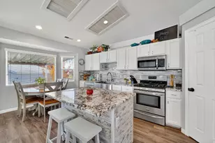 214 S Larkin Ln W, Kaysville, UT 84037 - Photo 16