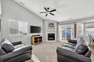 214 S Larkin Ln W, Kaysville, UT 84037 - Photo 12