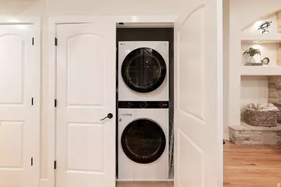 1154 E Parkstone Dr #125, Draper, UT 84020 - Photo 8