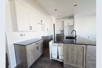 3219 N 2825 W #41, Plain City, UT 84404 - Photo 6