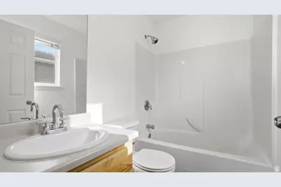 97 N Oh Henry St, Santaquin, UT 84655 - Photo 8