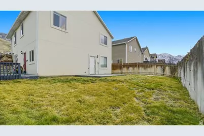 97 N Oh Henry St, Santaquin, UT 84655 - Photo 10