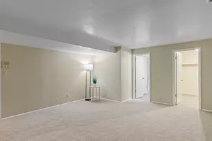 6587 S 1570 E, Murray, UT 84121 - Photo 28