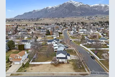 3303 N 300 W, Pleasant View, UT 84414 - Photo 32