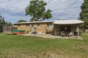 4102 Edgehill Dr, Ogden, UT 84403 - Photo 24
