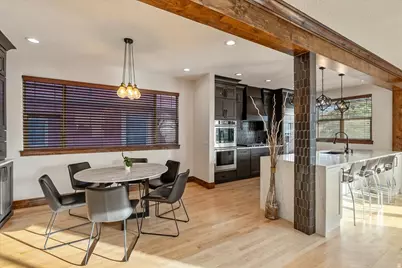1054 E 200 S, Salt Lake City, UT 84102 - Photo 14