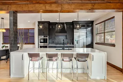 1054 E 200 S, Salt Lake City, UT 84102 - Photo 14