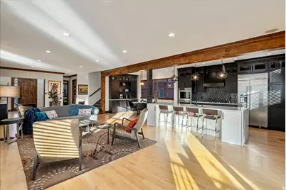 1054 E 200 S, Salt Lake City, UT 84102 - Photo 10