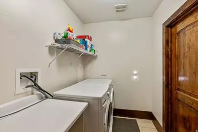 1054 E 200 S, Salt Lake City, UT 84102 - Photo 46