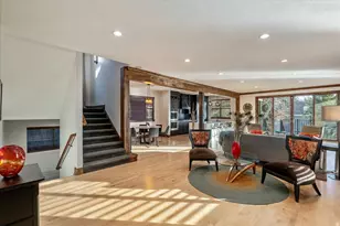 1054 E 200 S, Salt Lake City, UT 84102 - Photo 4