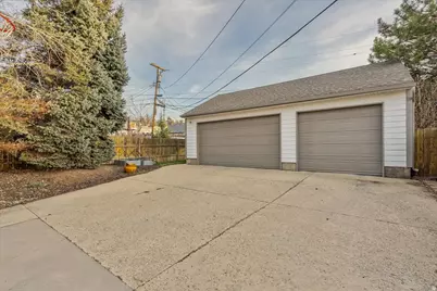 1054 E 200 S, Salt Lake City, UT 84102 - Photo 50