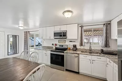 1896 Cliff Pl, Layton, UT 84041 - Photo 10