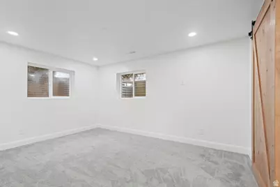 6607 S 2300 E, Cottonwood Heights, UT 84121 - Photo 18