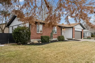 6607 S 2300 E, Cottonwood Heights, UT 84121 - Photo 2