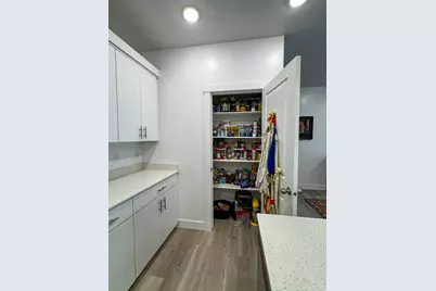 472 W 40 S #J203, Providence, UT 84332 - Photo 8