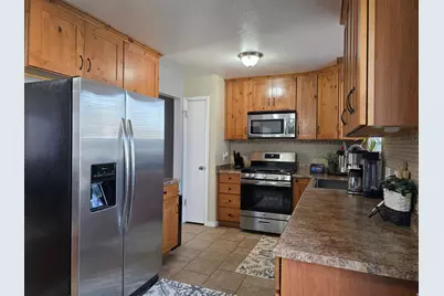 7933 S 2940 W, West Jordan, UT 84088 - Photo 4
