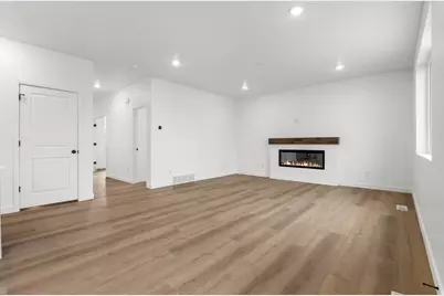 653 N Plainsman Dr, Spanish Fork, UT 84660 - Photo 10
