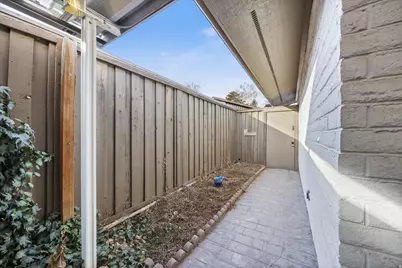 285 N Three Fountains Dr E, Provo, UT 84604 - Photo 30