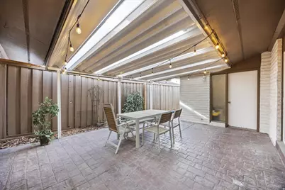 285 N Three Fountains Dr E, Provo, UT 84604 - Photo 32