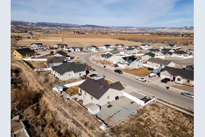 310 S Heritage Dr, Vernal, UT 84078 - Photo 32