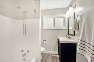 6852 S Meadow Dr, Cottonwood Heights, UT 84121 - Photo 14