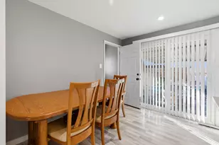 328 E Isgreen Circle, Tooele, UT 84074 - Photo 10