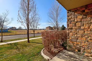 476 W 200 N, Springville, UT 84663 - Photo 32