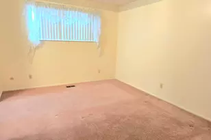 1130 N Virginia Ave, Harrisville, UT 84404 - Photo 14