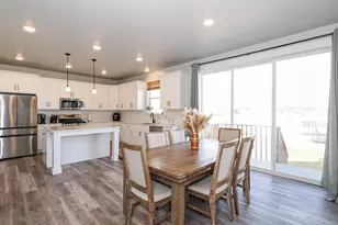 582 W Durfee St, Grantsville, UT 84029 - Photo 6